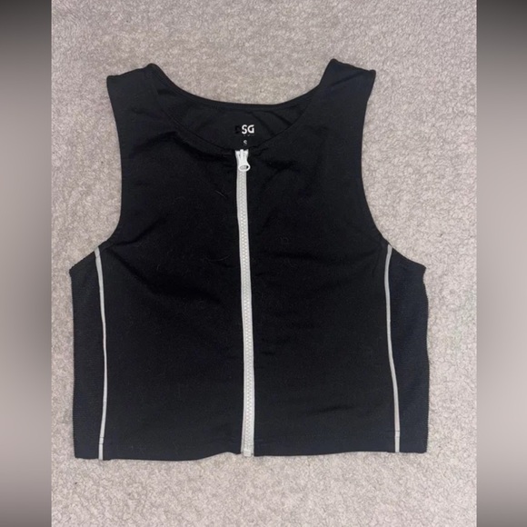 DSG zip up crop top - Picture 1 of 2